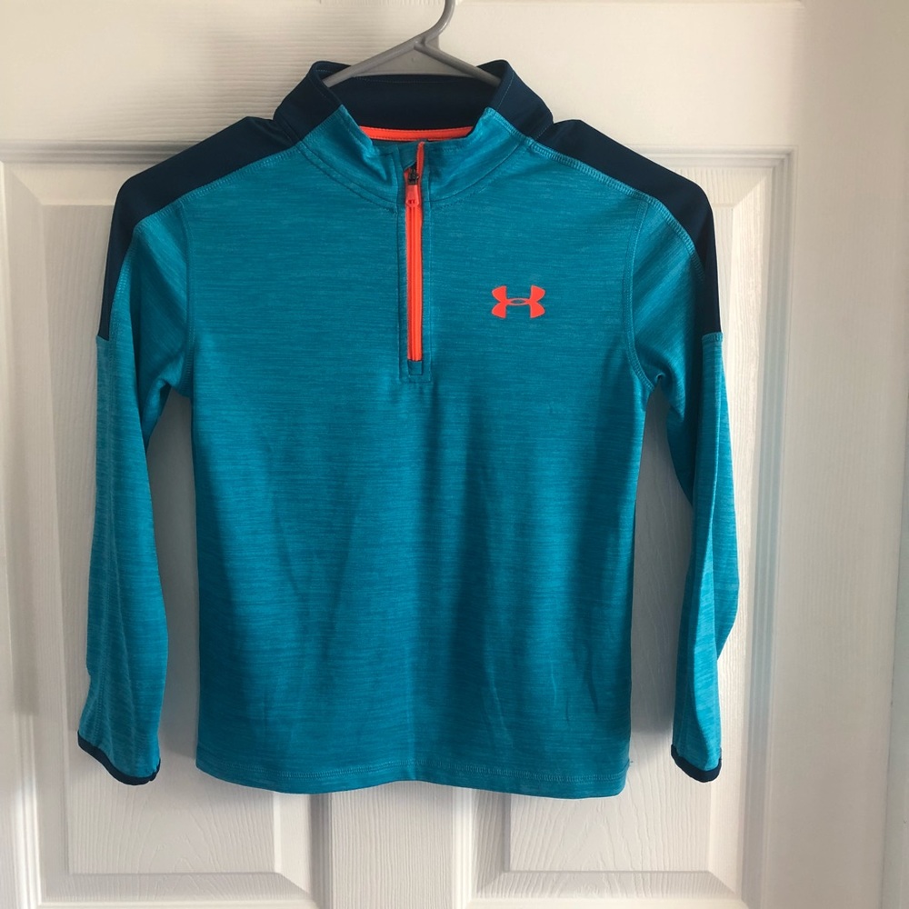 Boys Under Armour long sleeved shirt.